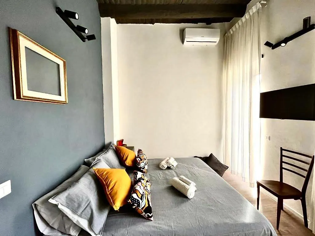 Pontenuovo Hub -No Ascensore-No Elevator Naples 0*,